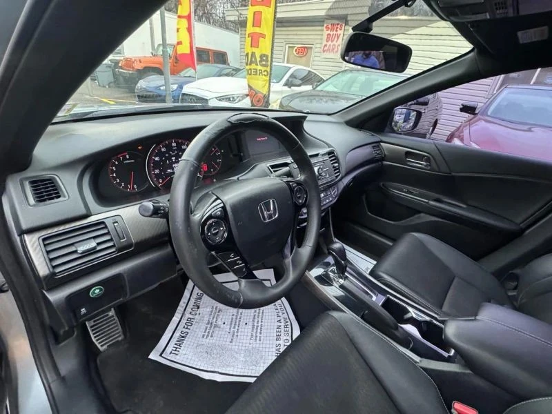2017 Honda Accord 9th Gen - Image 10 of 12
