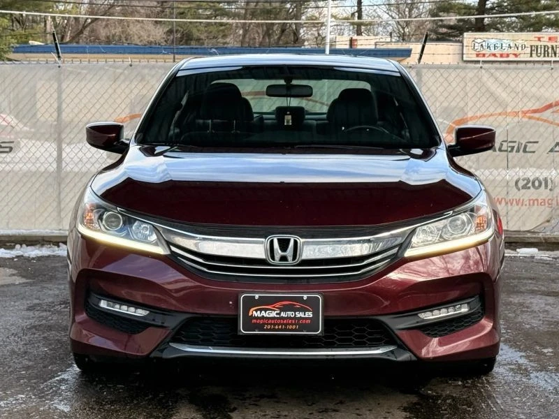 2017 Honda Accord 9th Gen - Image 5 of 12