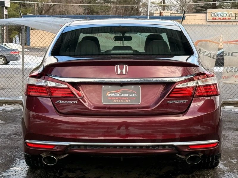 2017 Honda Accord 9th Gen - Image 10 of 12