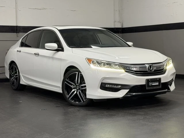 2017 Honda Accord 9th Gen - Image 2 of 12