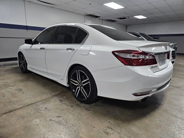 2017 Honda Accord 9th Gen - Image 3 of 12