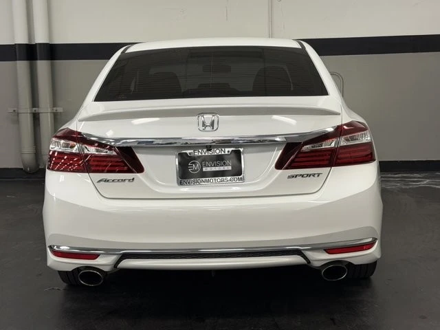2017 Honda Accord 9th Gen - Image 10 of 12