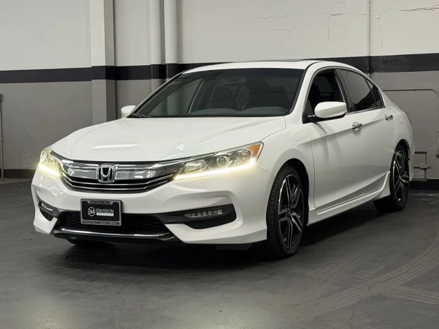 2017 Honda Accord 9th Gen - Image 7 of 12