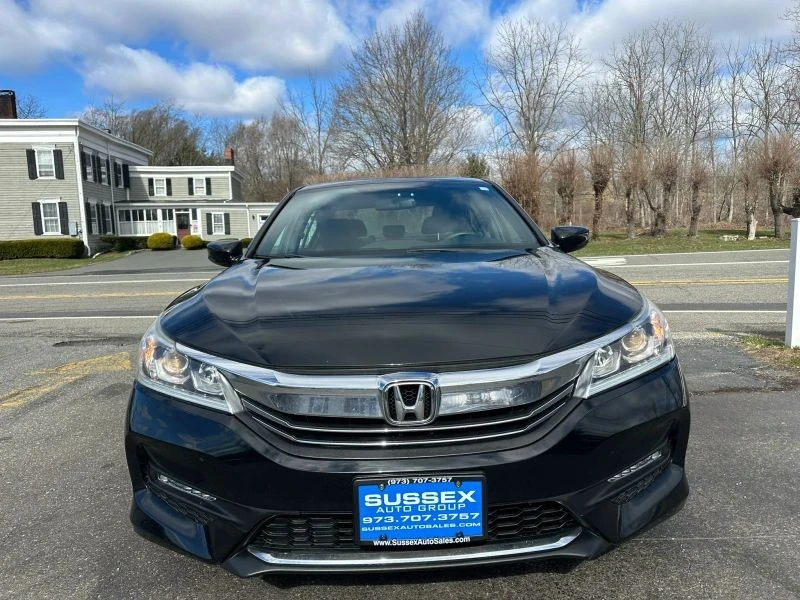 2017 Honda Accord 9th Gen - Image 2 of 12