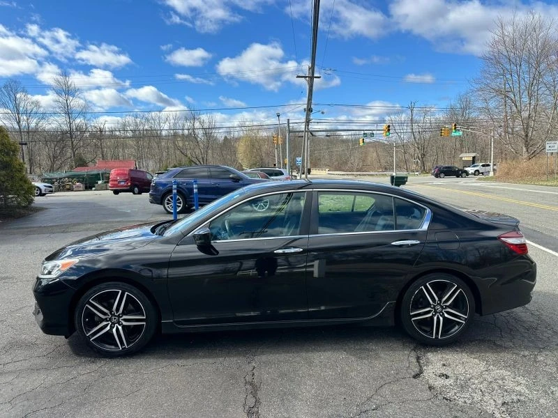 2017 Honda Accord 9th Gen - Image 7 of 12