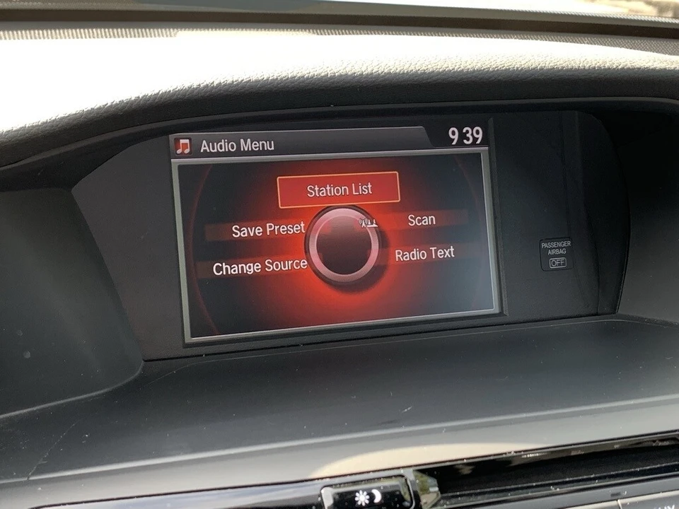 2017 Honda Accord 9th Gen - Image 6 of 12