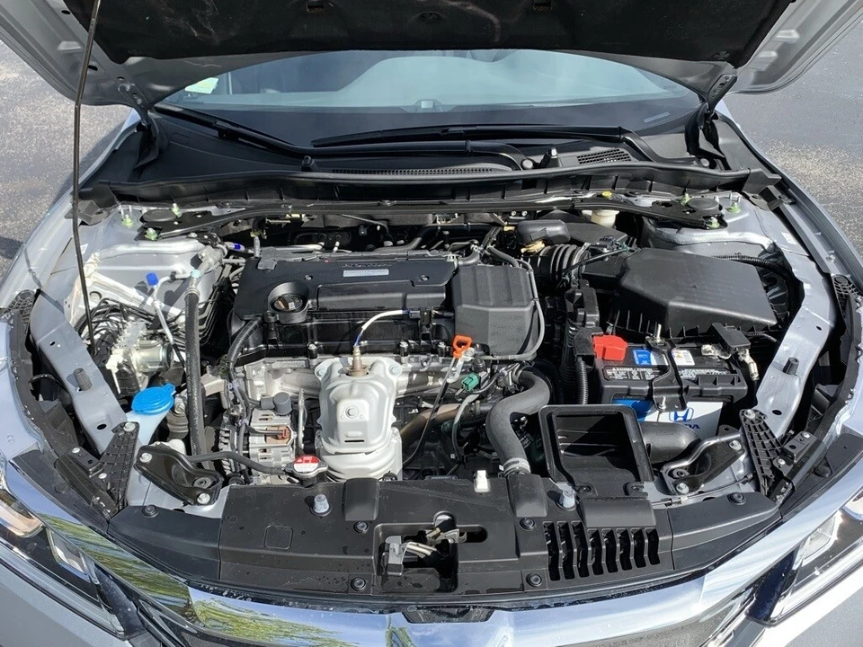2017 Honda Accord 9th Gen - Image 10 of 12