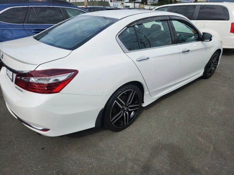 2017 Honda Accord 9th Gen - Image 7 of 12