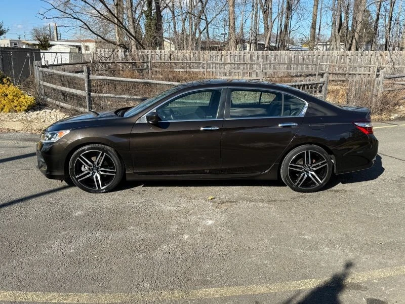 2017 Honda Accord 9th Gen - Image 4 of 12
