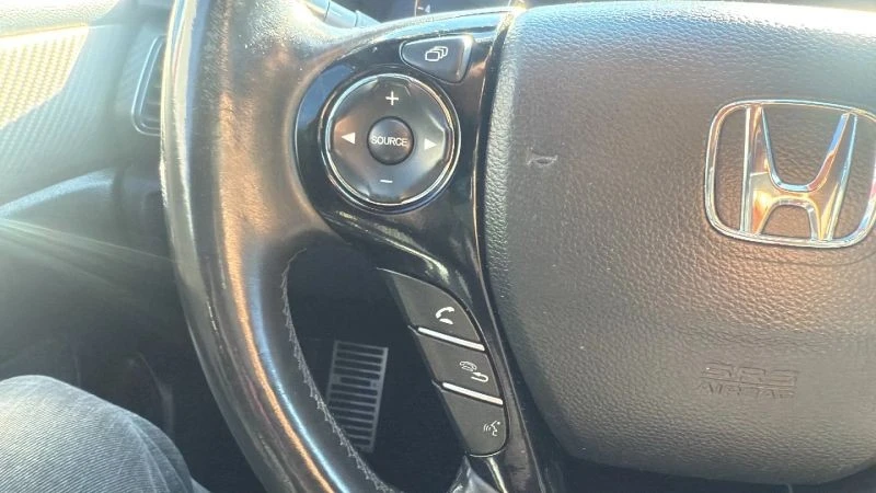 2017 Honda Accord 9th Gen - Image 12 of 12
