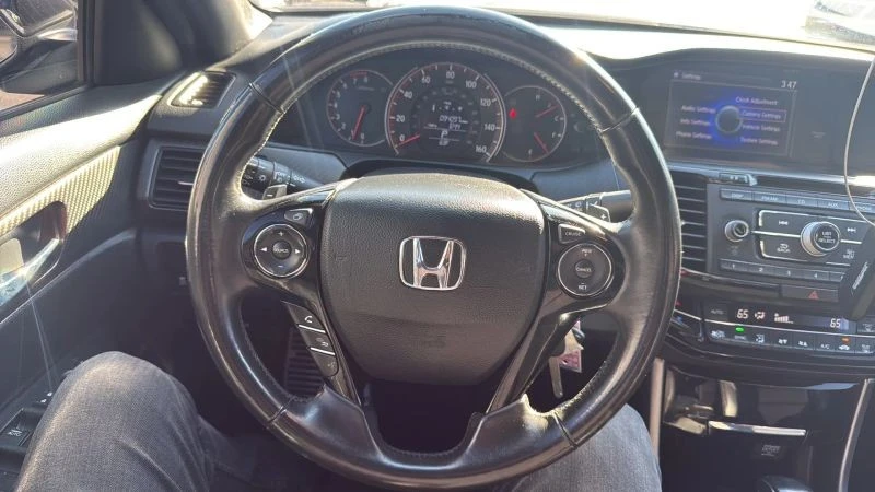 2017 Honda Accord 9th Gen - Image 10 of 12