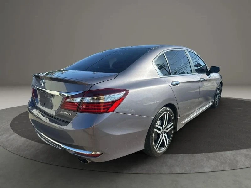 2017 Honda Accord 9th Gen - Image 5 of 12