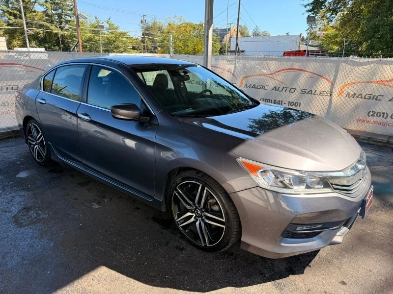 2017 Honda Accord 9th Gen - Image 7 of 12