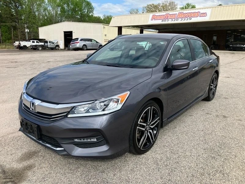 2017 Honda Accord 9th Gen - Image 8 of 15