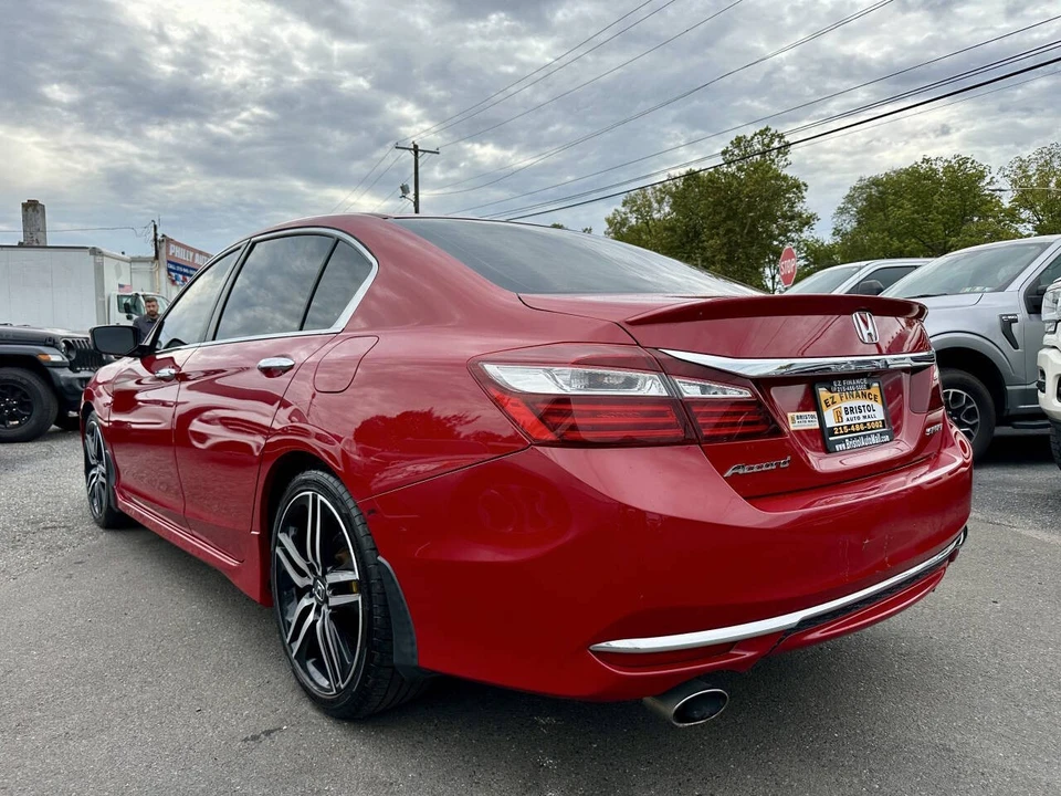 2017 Honda Accord 9th Gen - Image 5 of 21