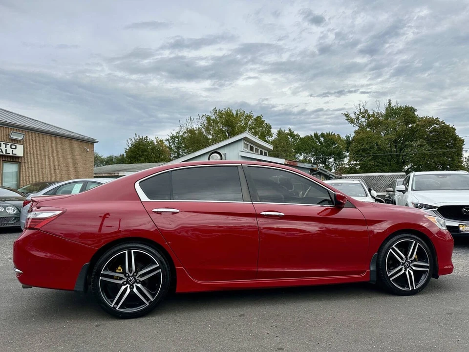 2017 Honda Accord 9th Gen - Image 8 of 21