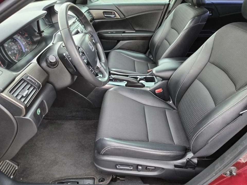 2017 Honda Accord 9th Gen - Image 7 of 21