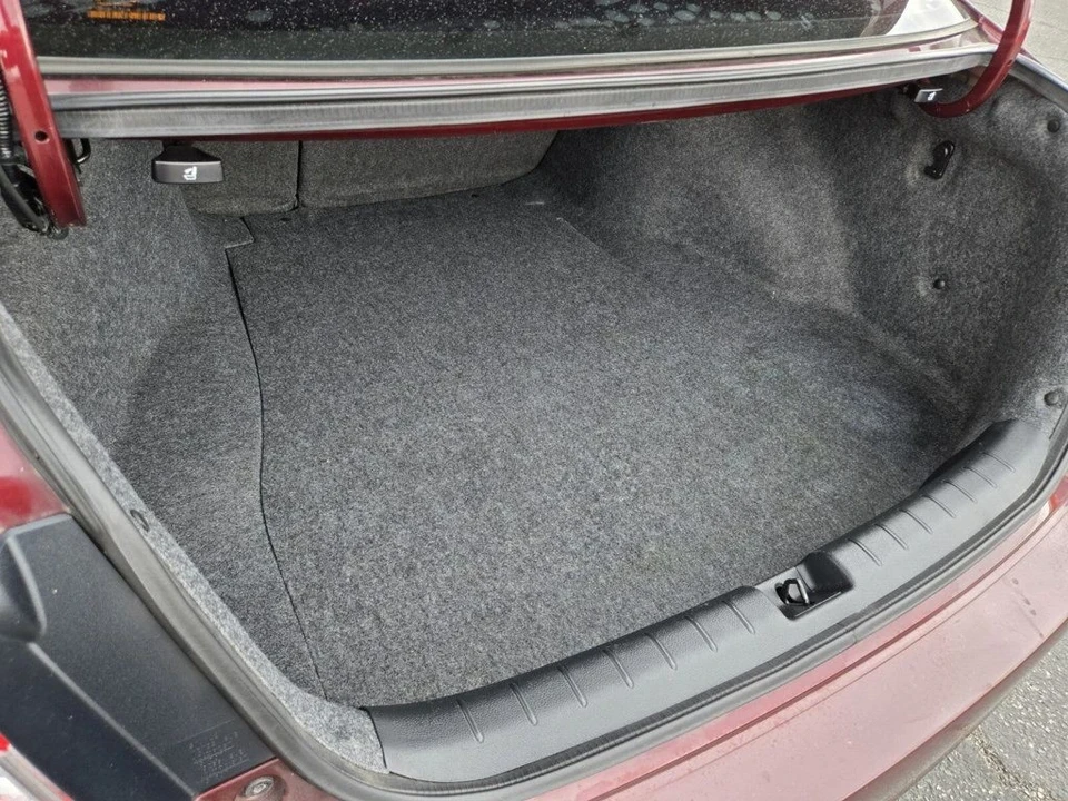 2017 Honda Accord 9th Gen - Image 11 of 21