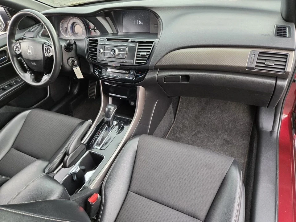 2017 Honda Accord 9th Gen - Image 14 of 21
