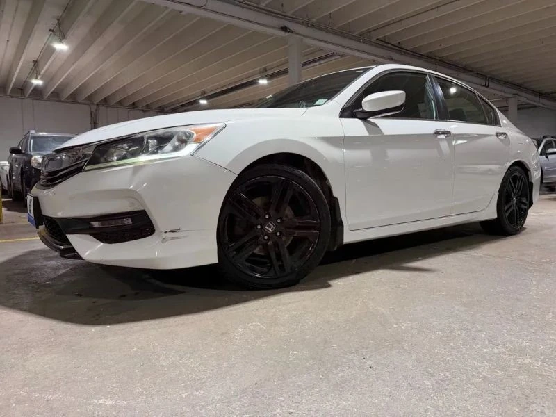 2017 Honda Accord 9th Gen - Image 2 of 12