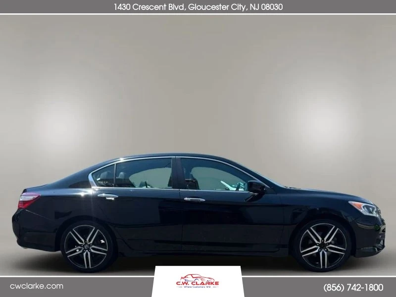 2017 Honda Accord 9th Gen - Image 5 of 12