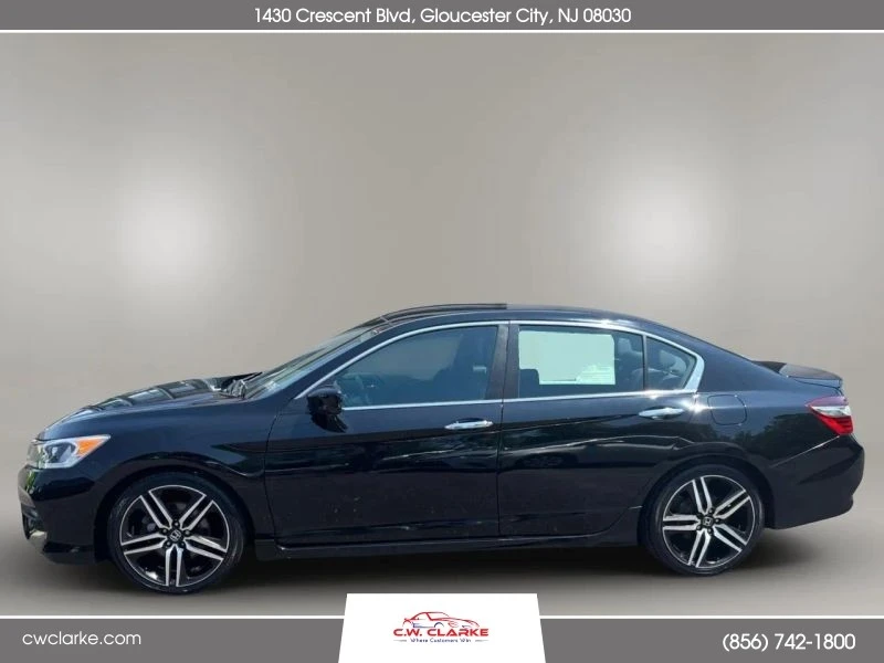 2017 Honda Accord 9th Gen - Image 9 of 12