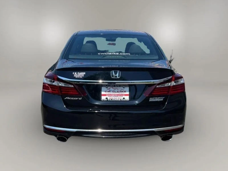 2017 Honda Accord 9th Gen - Image 7 of 12