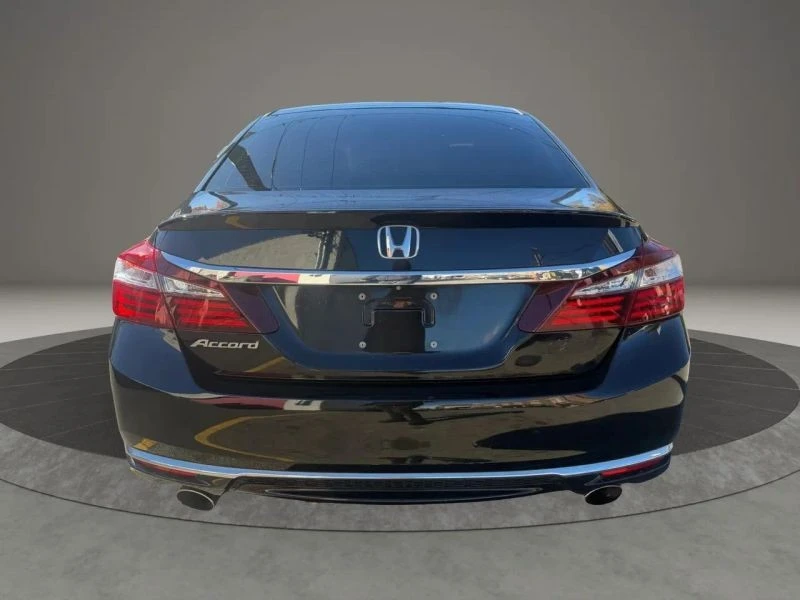 2017 Honda Accord 9th Gen - Image 6 of 12
