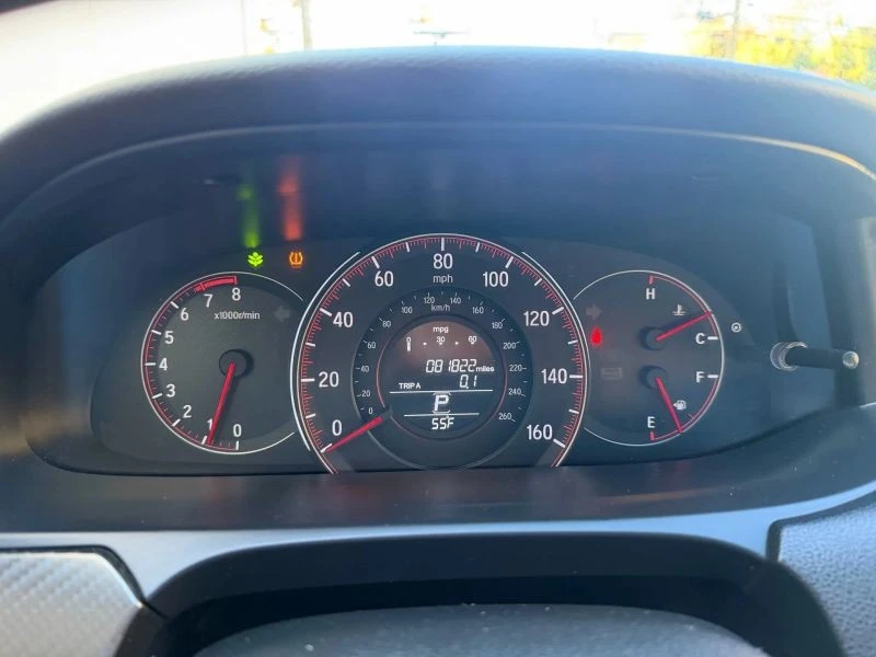 2017 Honda Accord 9th Gen - Image 10 of 12