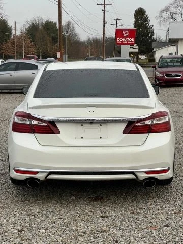 2017 Honda Accord 9th Gen - Image 8 of 21