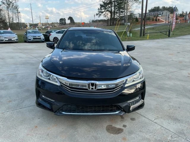 2017 Honda Accord 9th Gen - Image 14 of 21