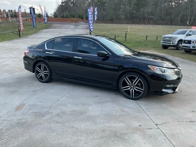 2017 Honda Accord 9th Gen - Image 12 of 21