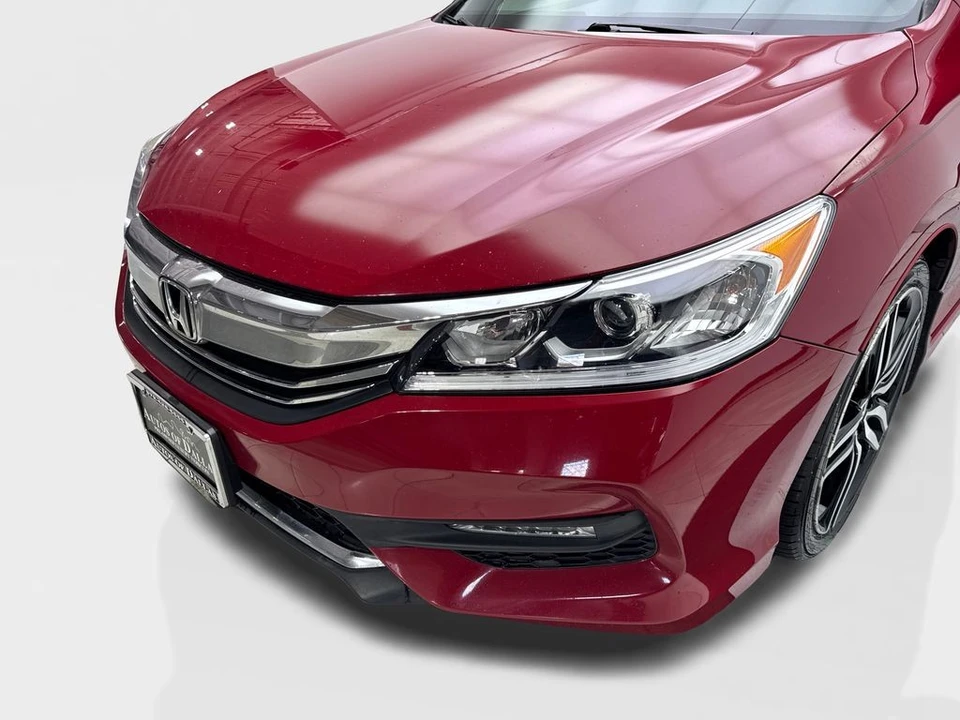 2017 Honda Accord 9th Gen - Image 18 of 21