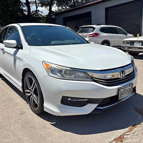 2017 Honda Accord 9th Gen - Image 1 of 1
