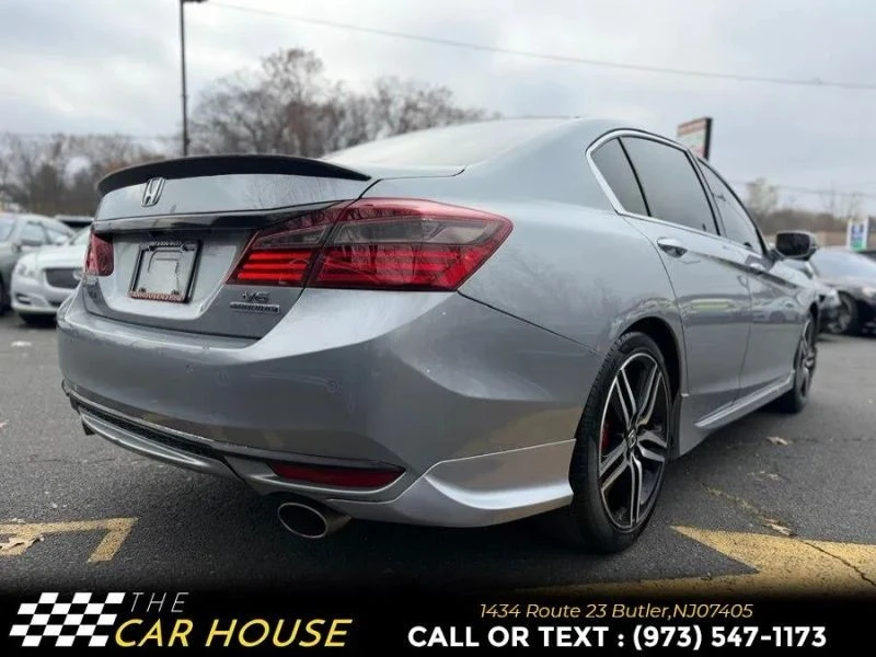 2017 Honda Accord 9th Gen - Image 10 of 12