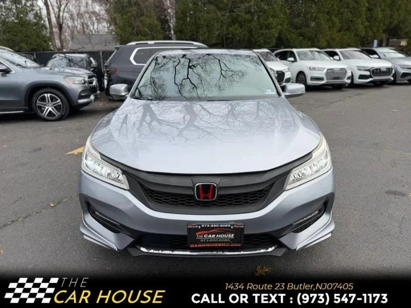 2017 Honda Accord 9th Gen - Image 4 of 12