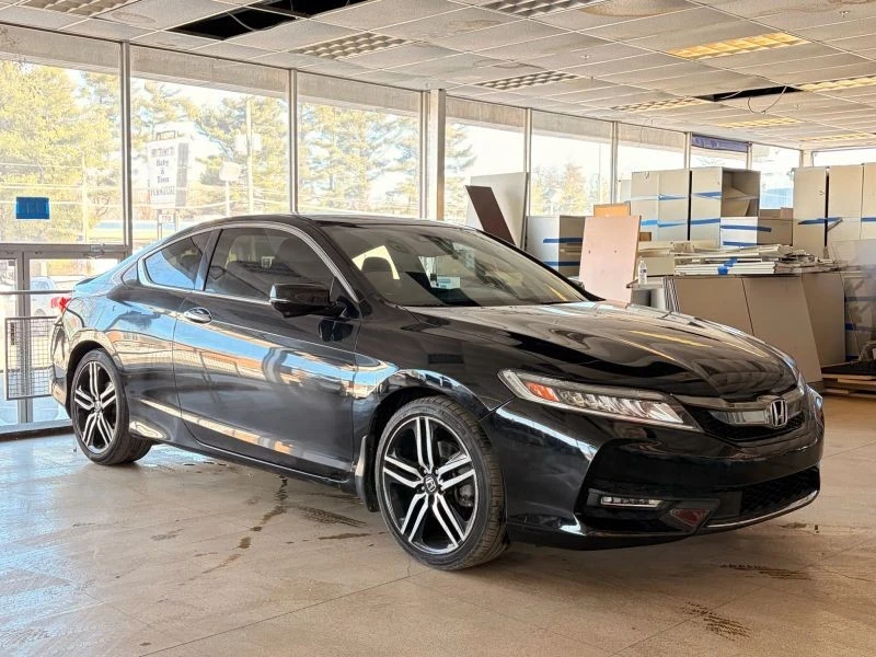2017 Honda Accord 9th Gen - Image 6 of 12