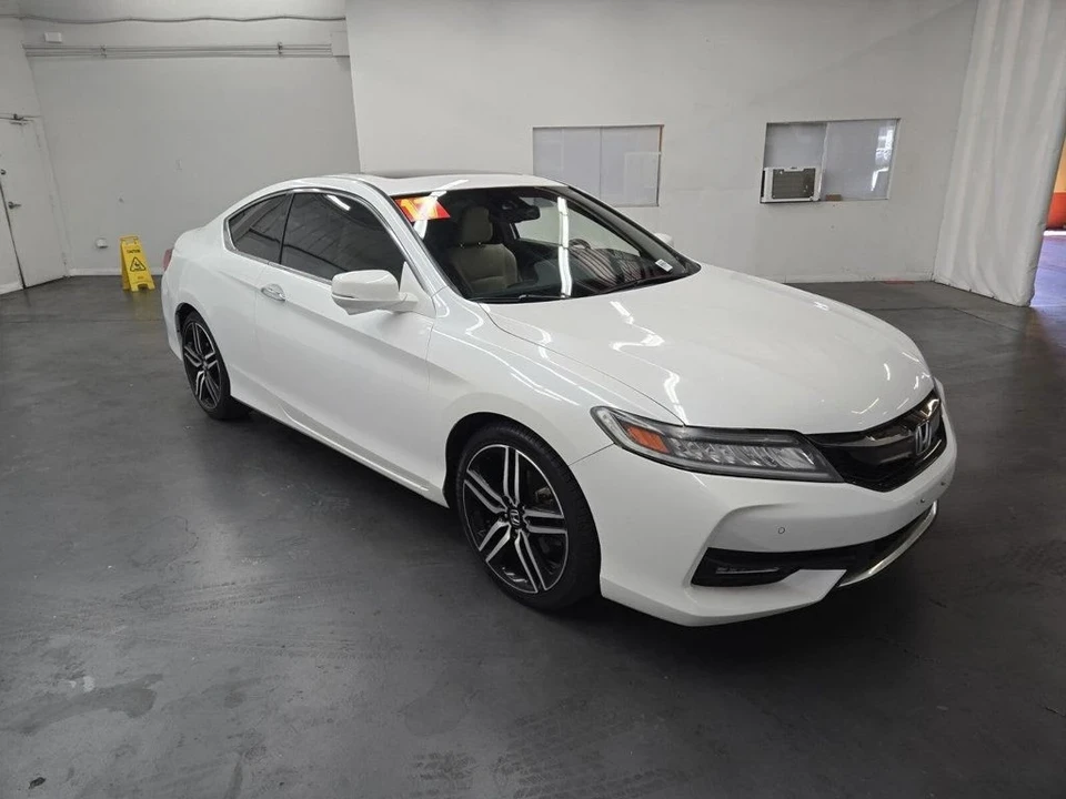 2017 Honda Accord 9th Gen - Image 3 of 21