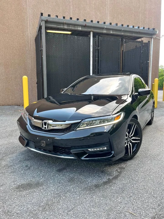 2017 Honda Accord 9th Gen - Image 1 of 4