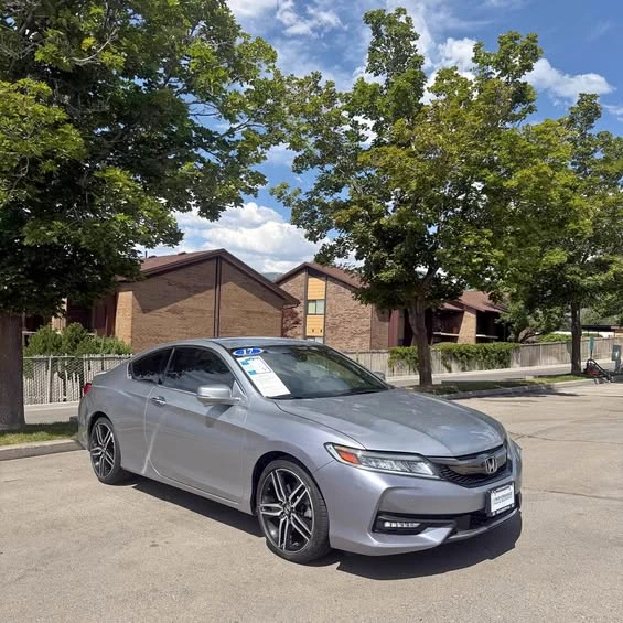 2017 Honda Accord 9th Gen - Image 1 of 1