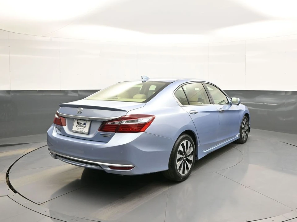 2017 Honda Accord 9th Gen - Image 6 of 21