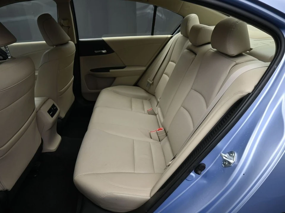 2017 Honda Accord 9th Gen - Image 21 of 21