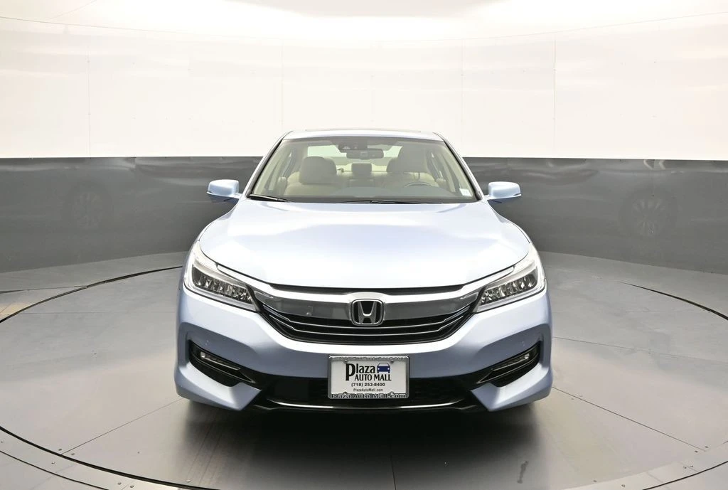 2017 Honda Accord 9th Gen - Image 2 of 21