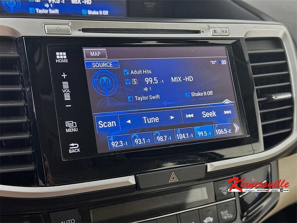 2017 Honda Accord 9th Gen - Image 17 of 21