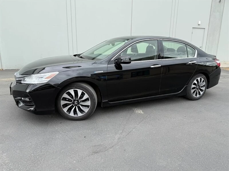 2017 Honda Accord 9th Gen - Image 3 of 21