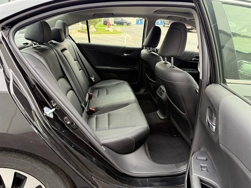 2017 Honda Accord 9th Gen - Image 11 of 21