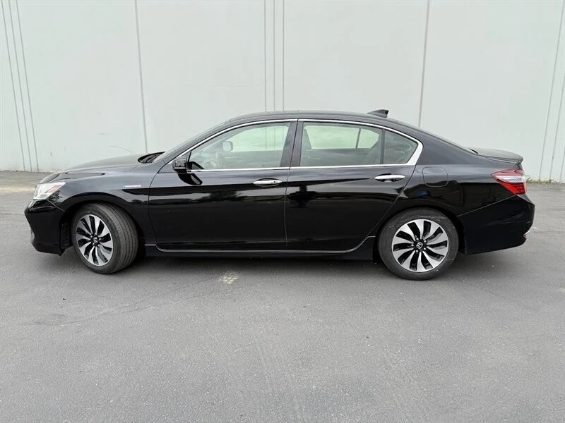 2017 Honda Accord 9th Gen - Image 6 of 21