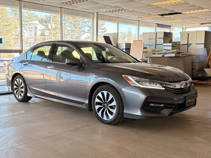 2017 Honda Accord 9th Gen - Image 6 of 12