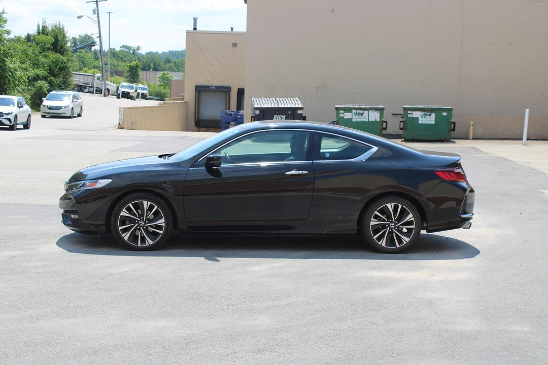 2017 Honda Accord 9th Gen - Image 8 of 31