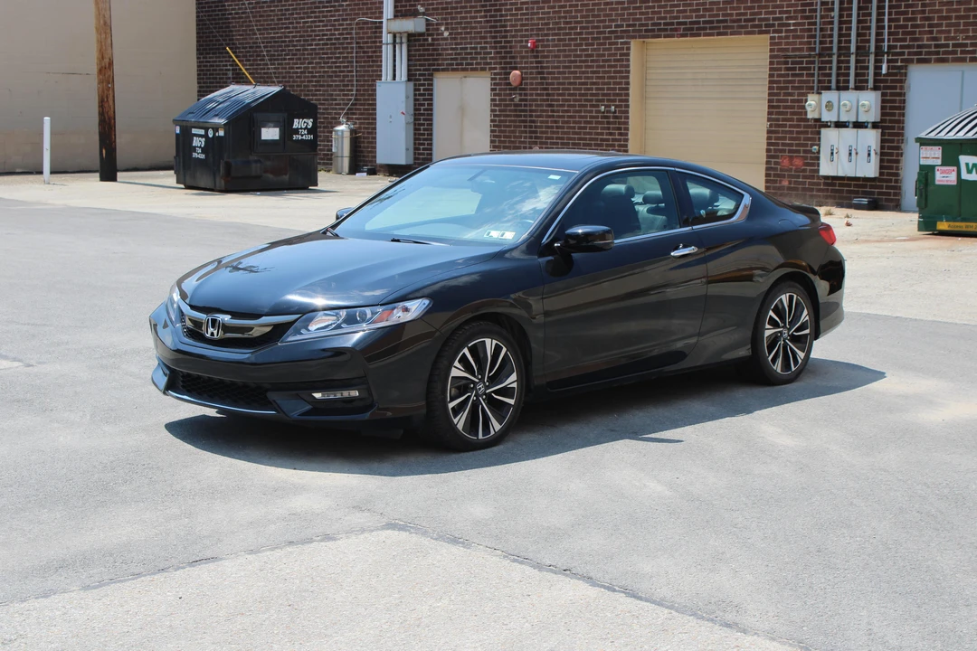 2017 Honda Accord 9th Gen - Image 7 of 31